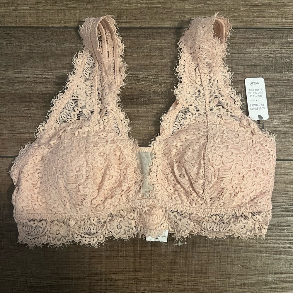NWT light pink aerie lace bralette